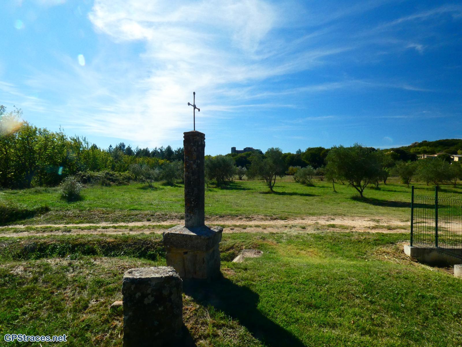 Gard-Autour de l'étang de La Capelle–23