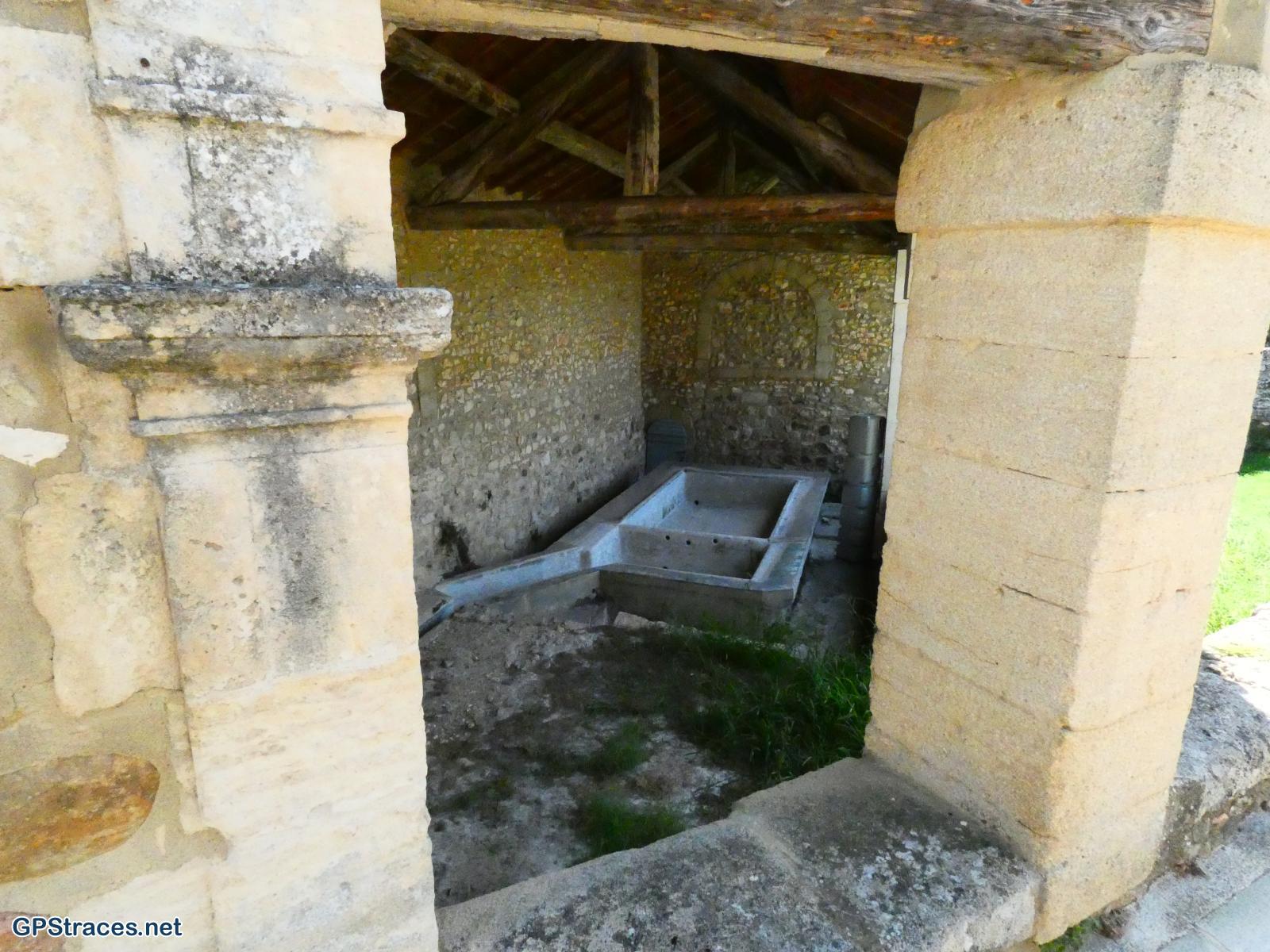 Le lavoir de la Bastide d'Engras