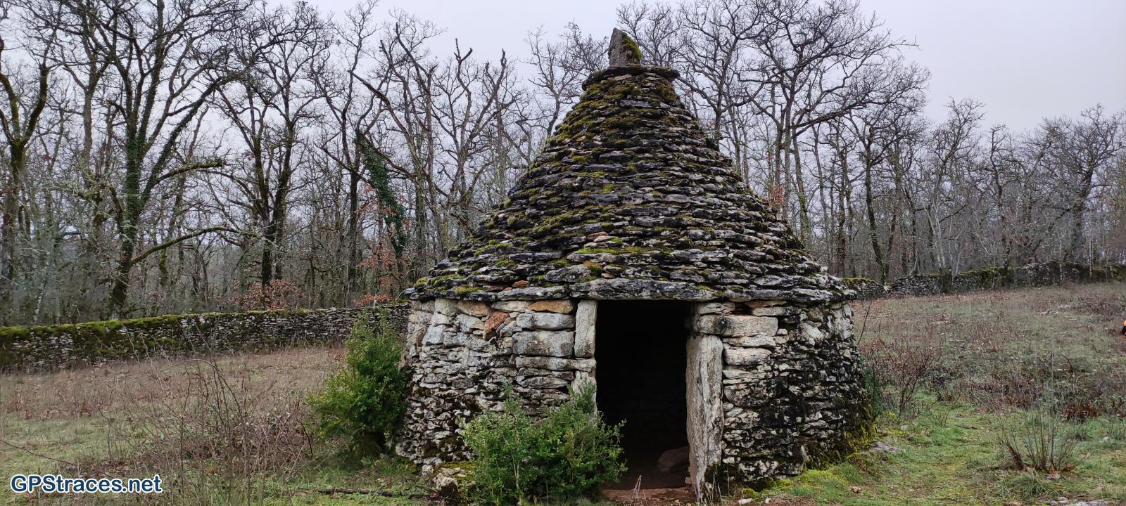 Lot-46 - Chemin des puits et lavoirs de Laburgade à Aujols–4